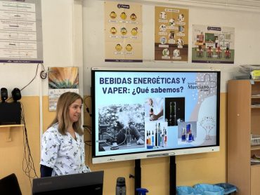 Los peligros de las bebidas energéticas y vapeo