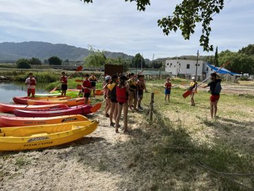 Descenso del río y piragüismo sexto