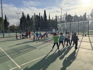 Deporte, juegos y diversión para nuestros alumnos de 1º